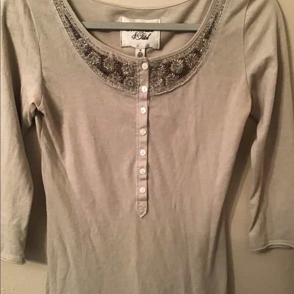 Abercrombie Fitch Top Size Medium - Picture 3 of 3